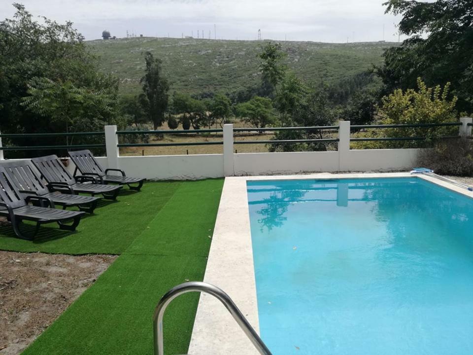 Montejunto Villas - Casa do Plátano Cadaval Esterno foto